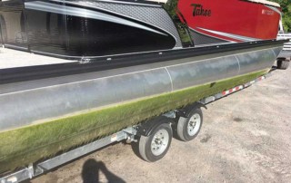 How to clean algae off a pontoon boat